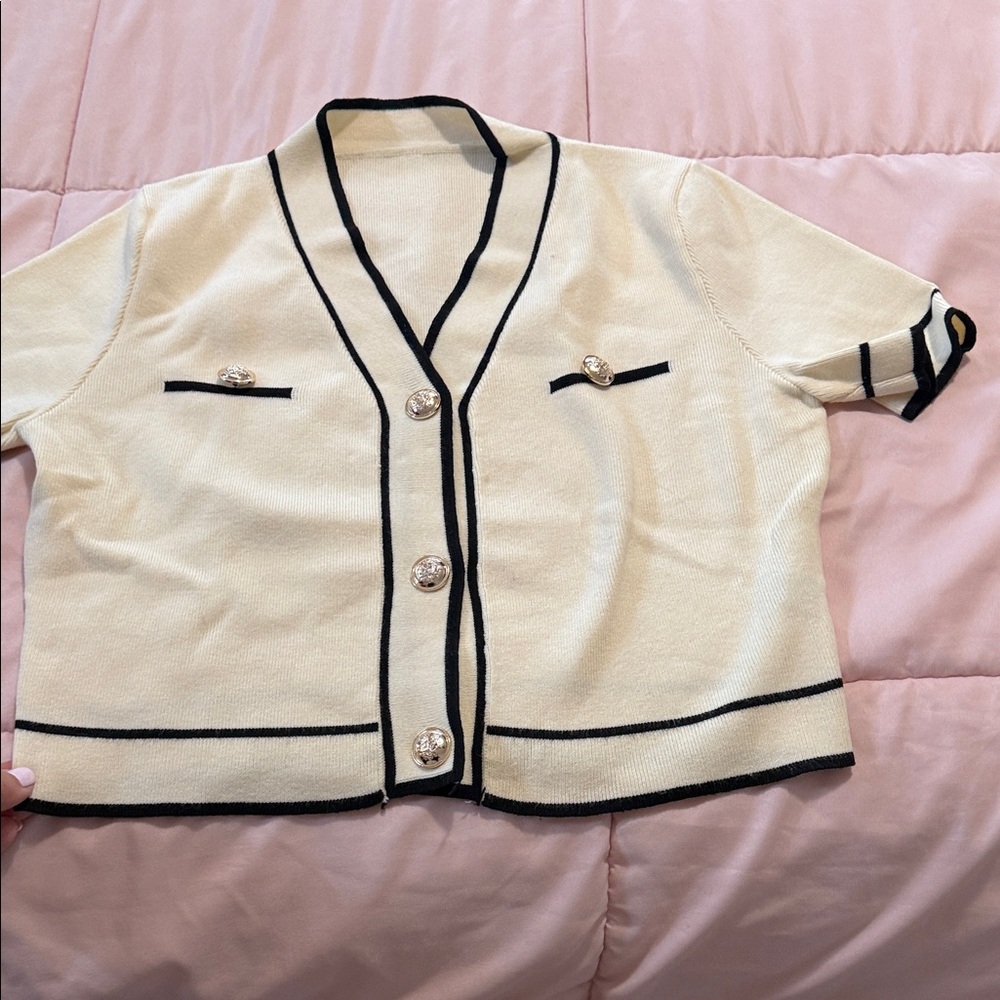 SHEIN Cream Short Sleeve Cardigan with Black Trim